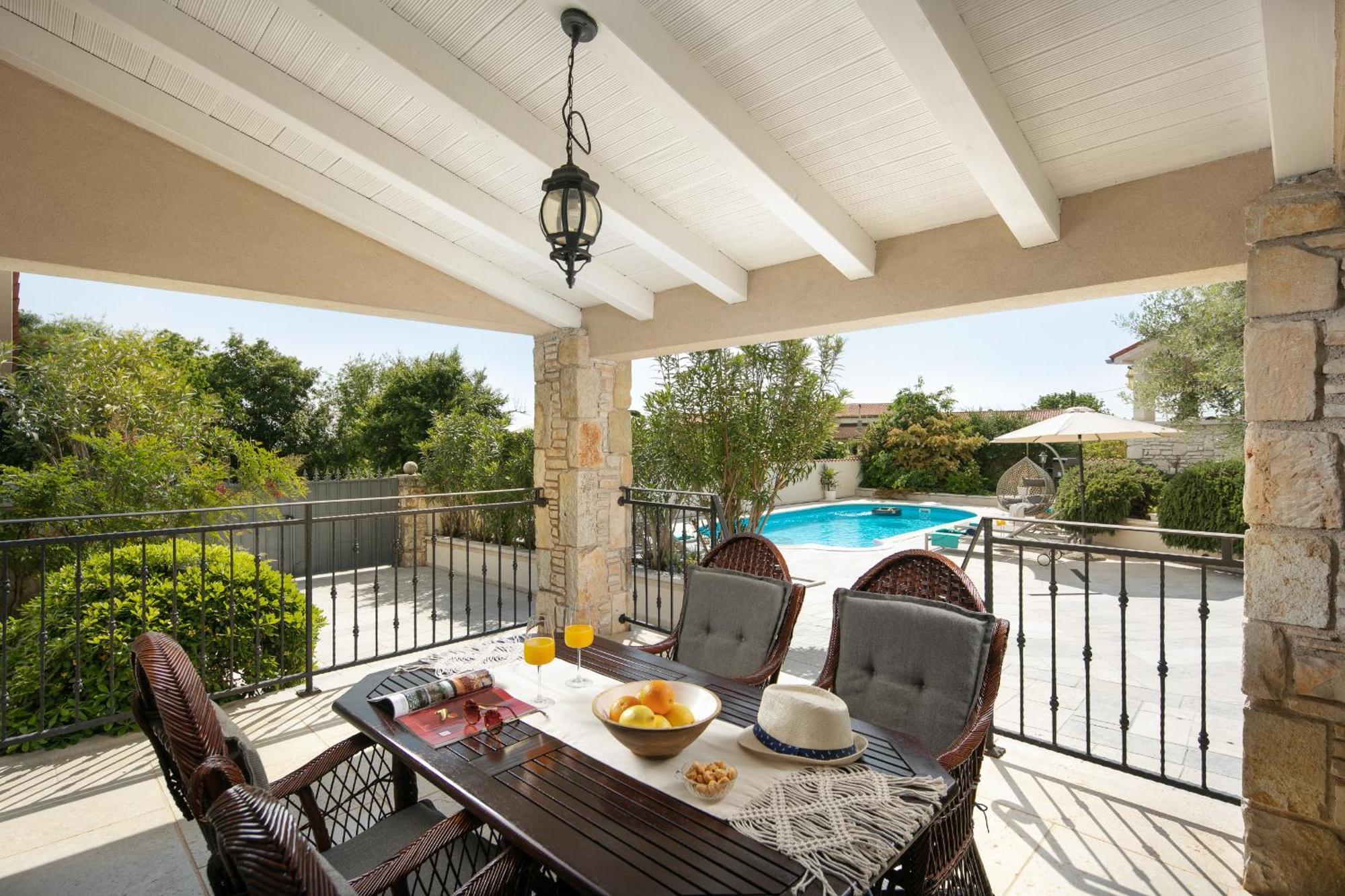 Burići Residence Pietre D'Istria - With Private Service מראה חיצוני תמונה